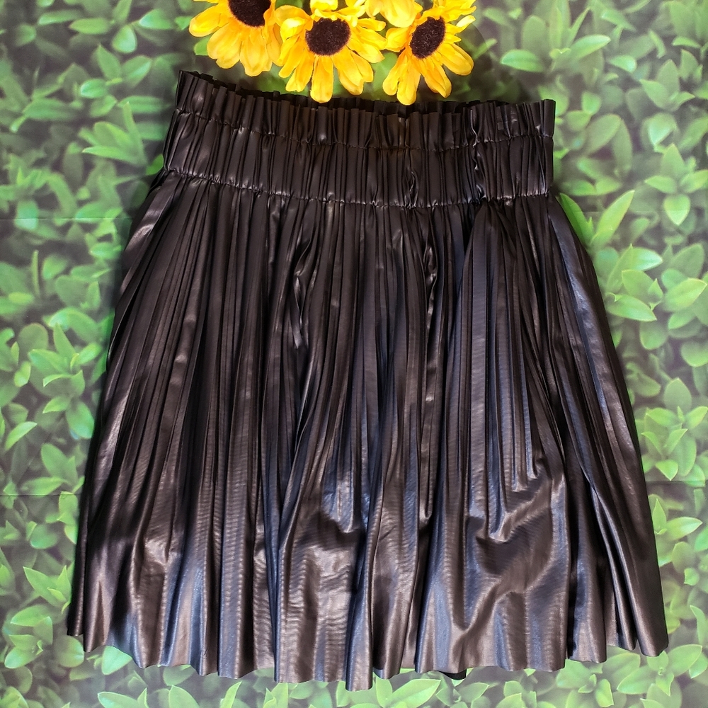 Skater Mini-Skirt